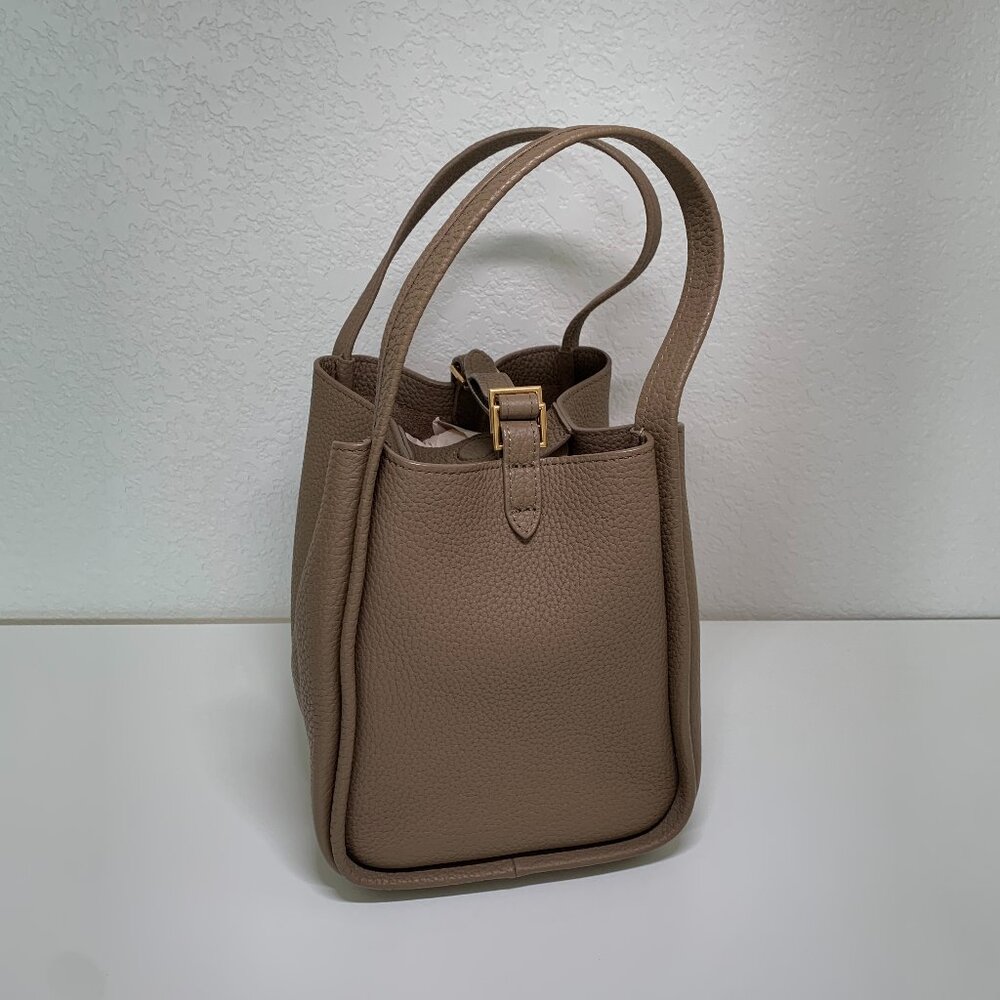 Songmont Medium Song Bag in Taupe – Full-Grain Leather, Like New w/ Dust Bag - Picture 4 of 16